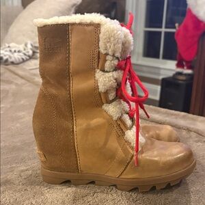 Sorel Women's Brown Wedge Boots with Red Laces
